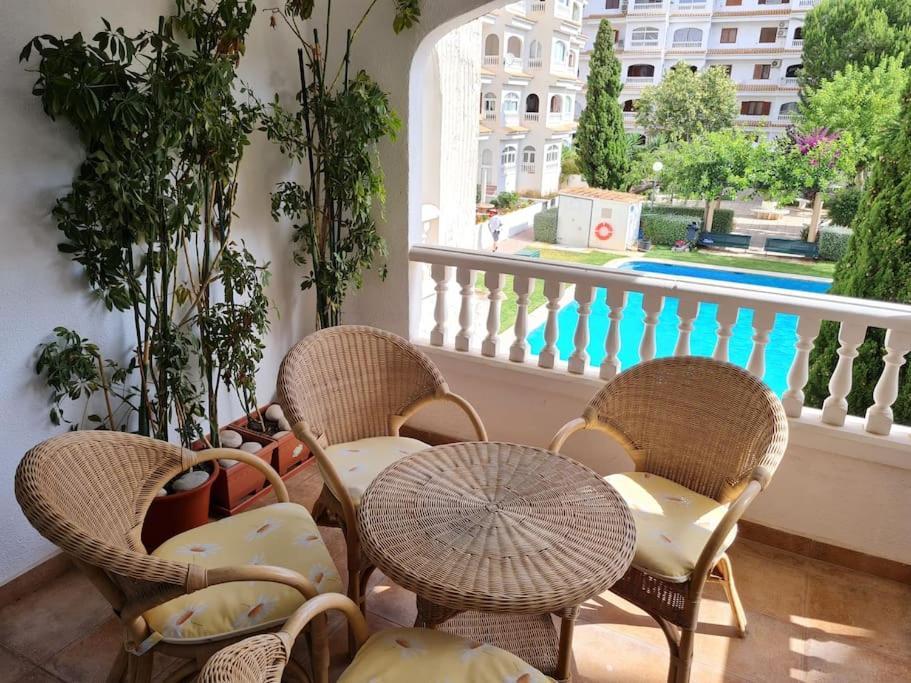 Nice And Cozy Flat With Pool Next To The Beach アルビール エクステリア 写真
