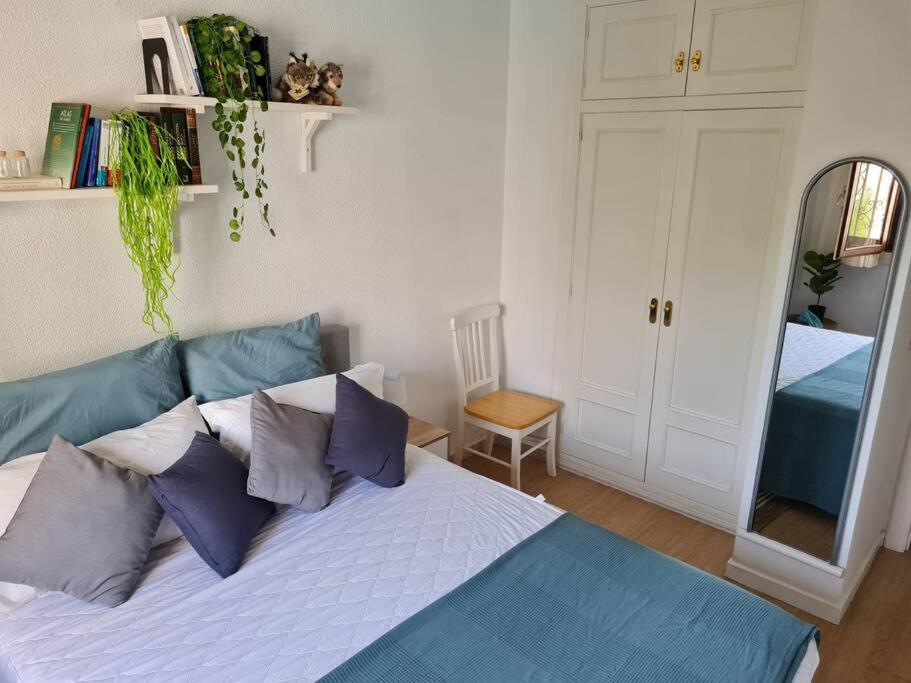 Nice And Cozy Flat With Pool Next To The Beach アルビール エクステリア 写真