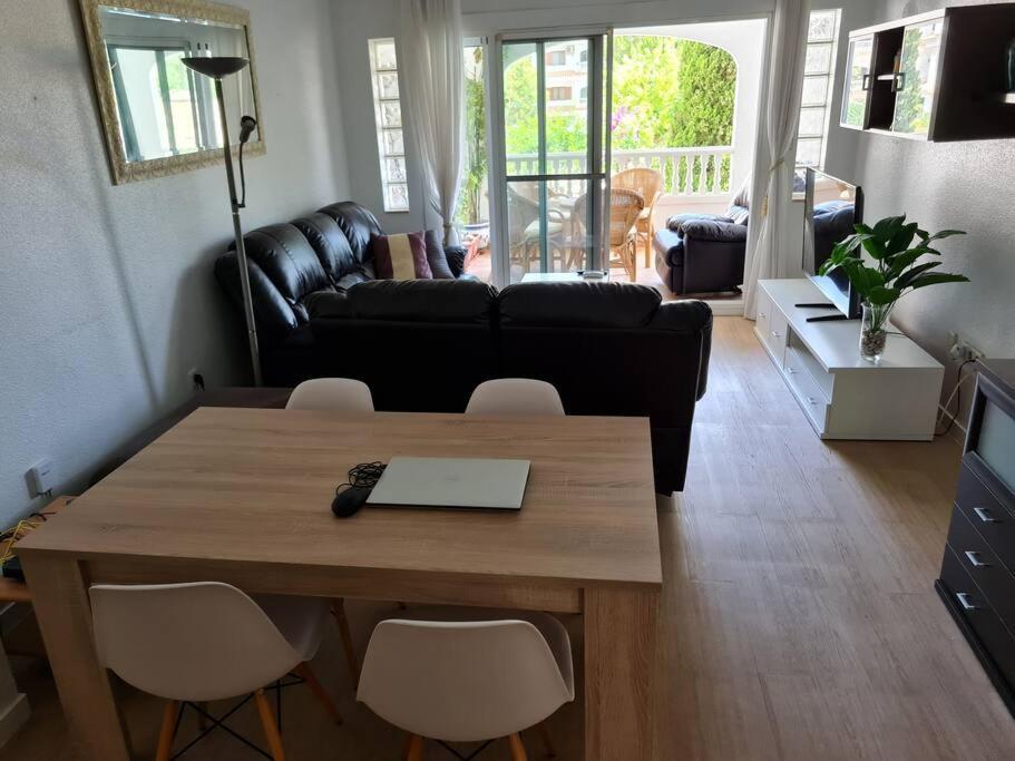 Nice And Cozy Flat With Pool Next To The Beach アルビール エクステリア 写真